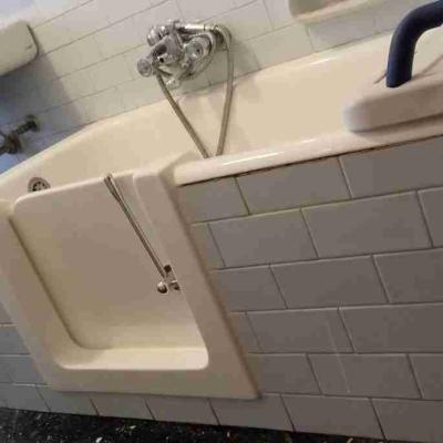 Vasca Faciale - Sportello per vasca, dopo