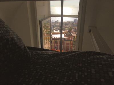 Relax totale: il panorama con la vista su Capri: no comment.