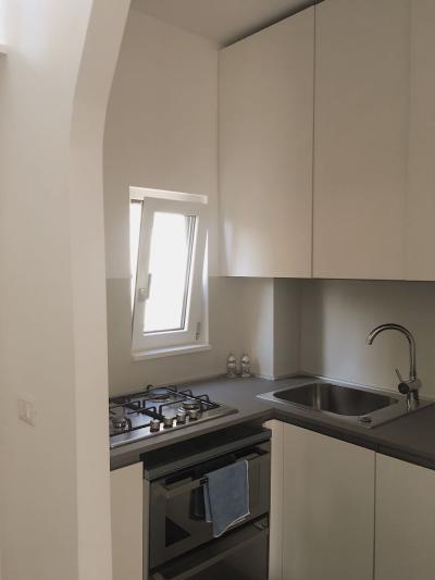 Tutto in poco spazio: in meno di due metriquadri tutto quello che occorre per una casa confortevole.