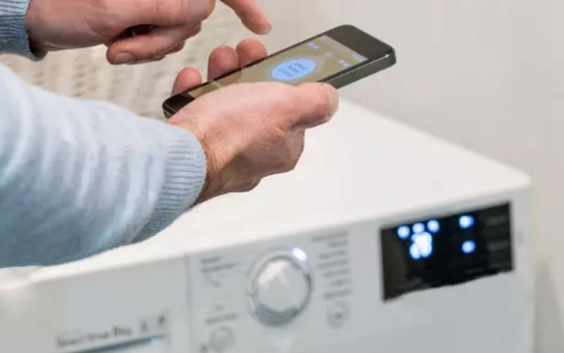 Controllo remoto, IOT