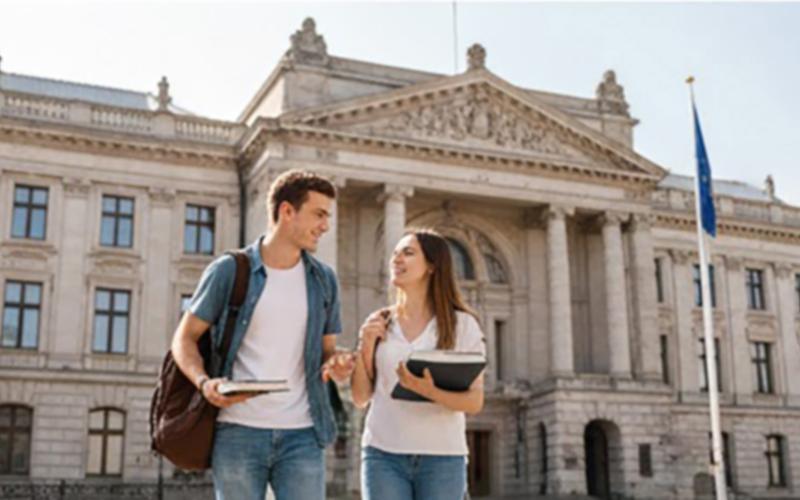 F.C. FOUNDATION S.r.l.Formazione universitaria e prosfessionale