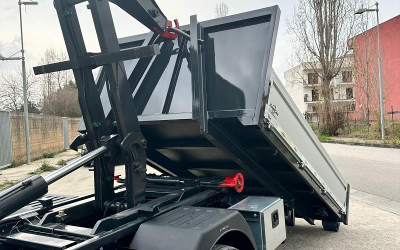 Casil Car è un’azienda specializzata nell’allestimento e nella personalizzazione di veicoli industriali e commerciali.